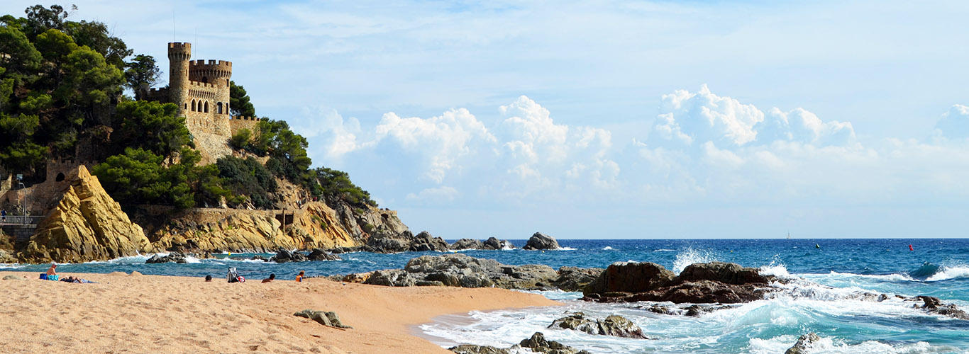 lloret-de-mar_0000s_0006s_0001_shutterstock_116146303