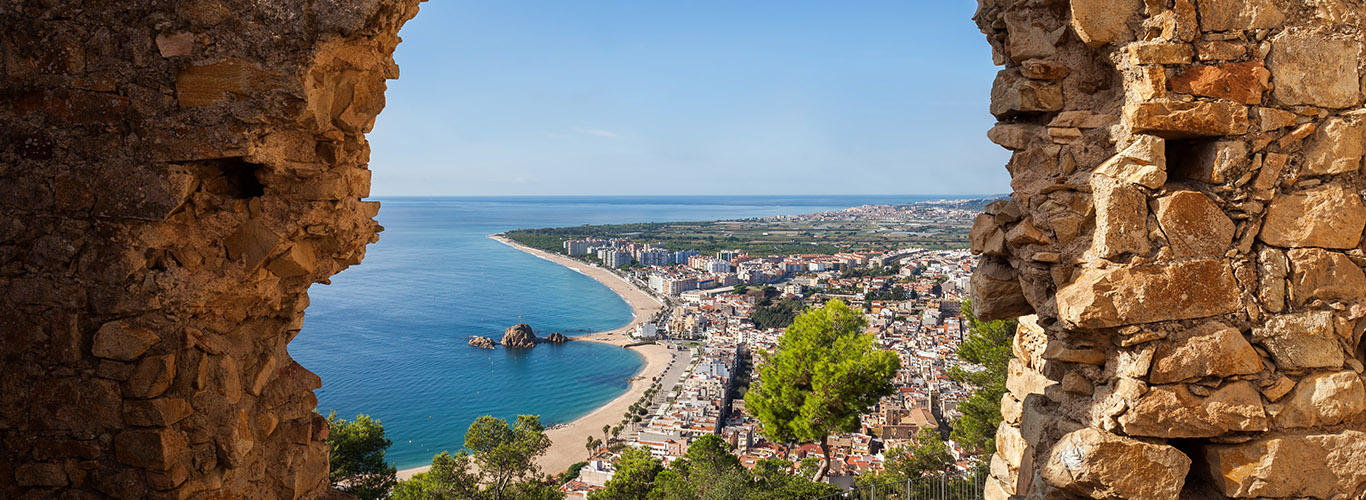 blanes-_0000s_0009s_0000_shutterstock_587686043